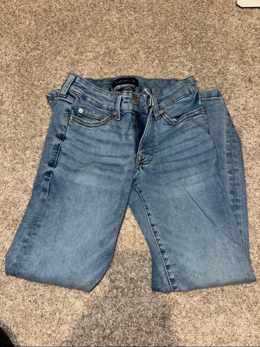 Aeropostale Light Blue Cropped Skinny Jeans